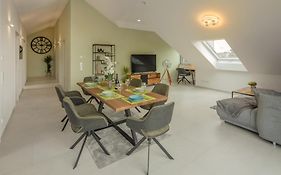 Sweethome - Poing Apartments